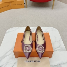 Louis Vuitton Flat Shoes